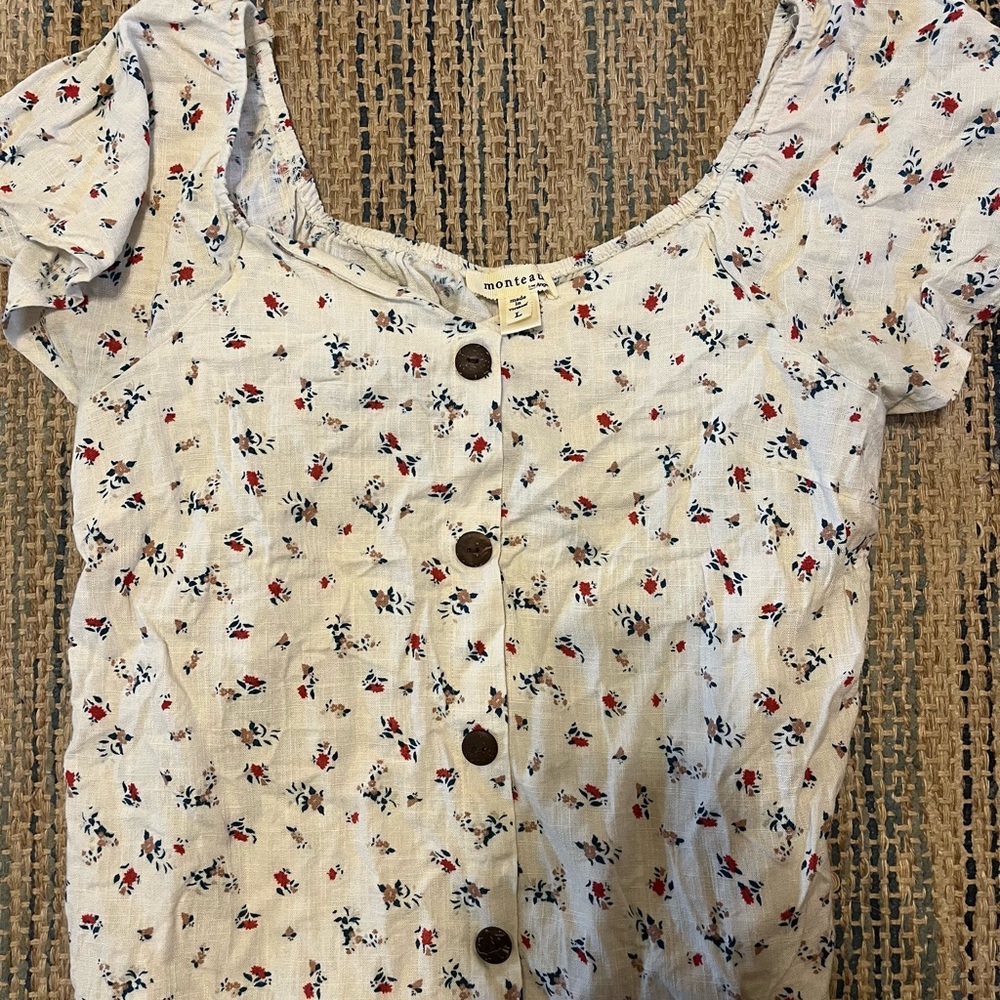 Monet Cream Ruffled Blouse with Buttoned Front